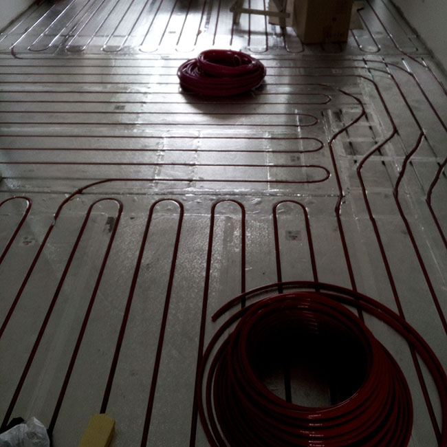 干铺铝板地暖